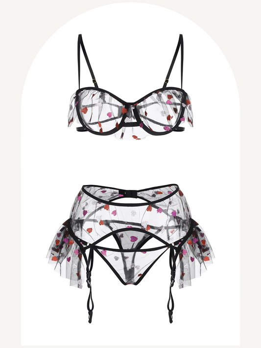 Heart embroidered 3-piece lingerie set