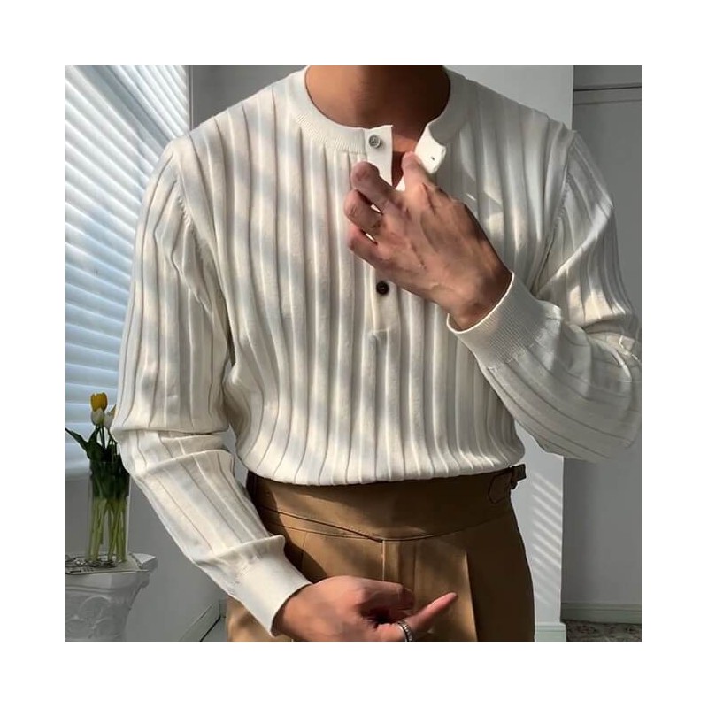 Buttoned neckline sweater for men