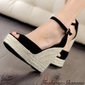 Fashione Shanone - Ankle strap wedge sandals