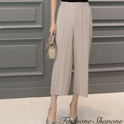 Fashione Shanone - Pleated short pants