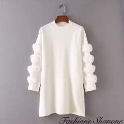 Fashione Shanone - Sweater dress with fur sleeves