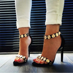 Fashione Shanone - Studded heeled sandals
