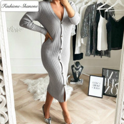 Fashione Shanone - Long buttoned sweater dress