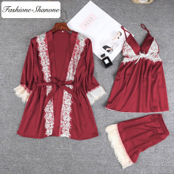 Fashione Shanone - Satin top shorts and dressing grown set