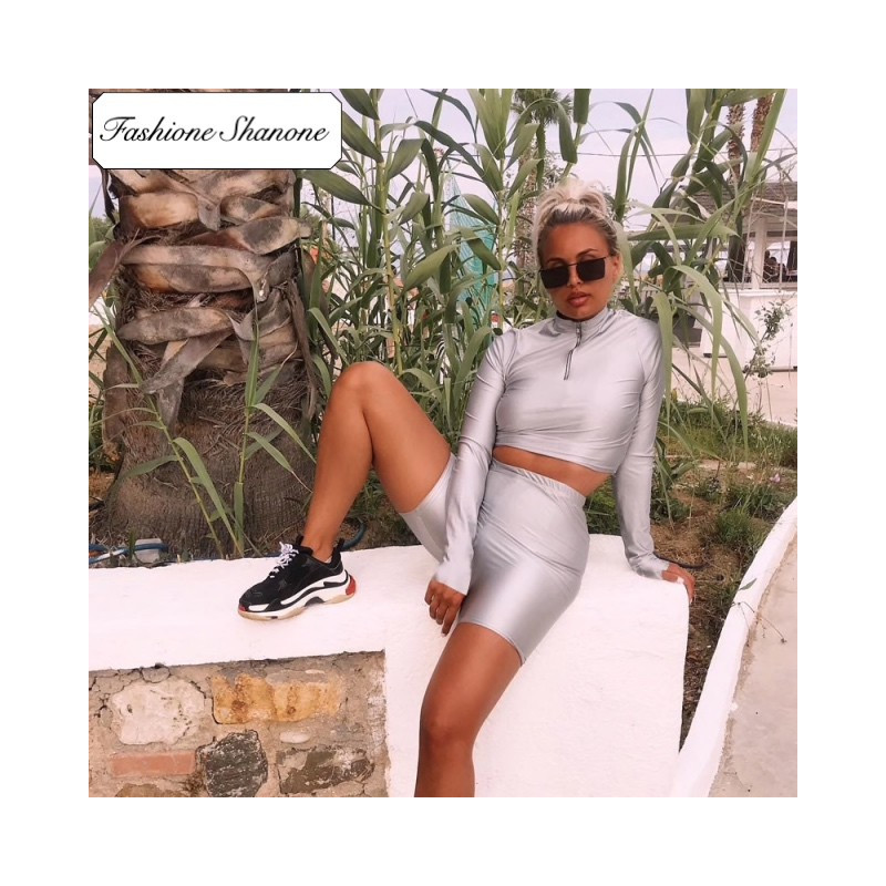 Fashione Shanone - Limited stock - Silver crop top and shorts set