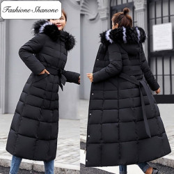 Fashione Shanone - Long parka coat with fur hood