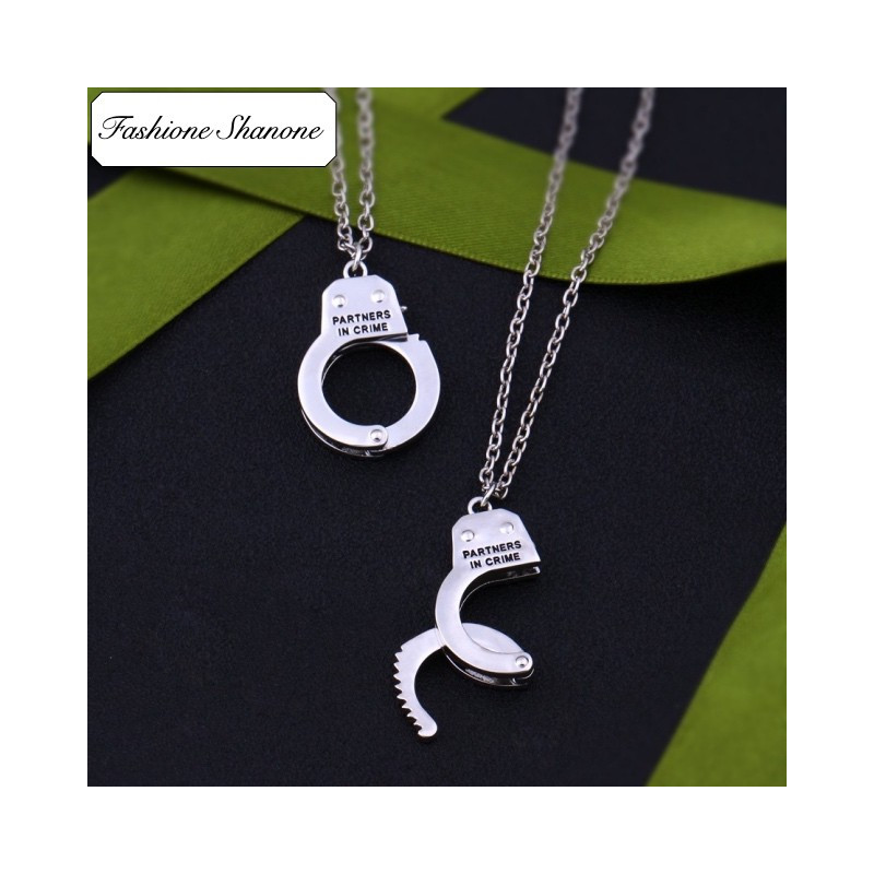 Fashione Shanone - Patners in crime handcuffs necklaces