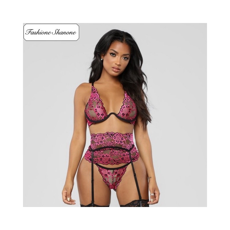 https://fashione-shanone.com/6451-large_default/lace-3-pieces-lingerie-set.jpg