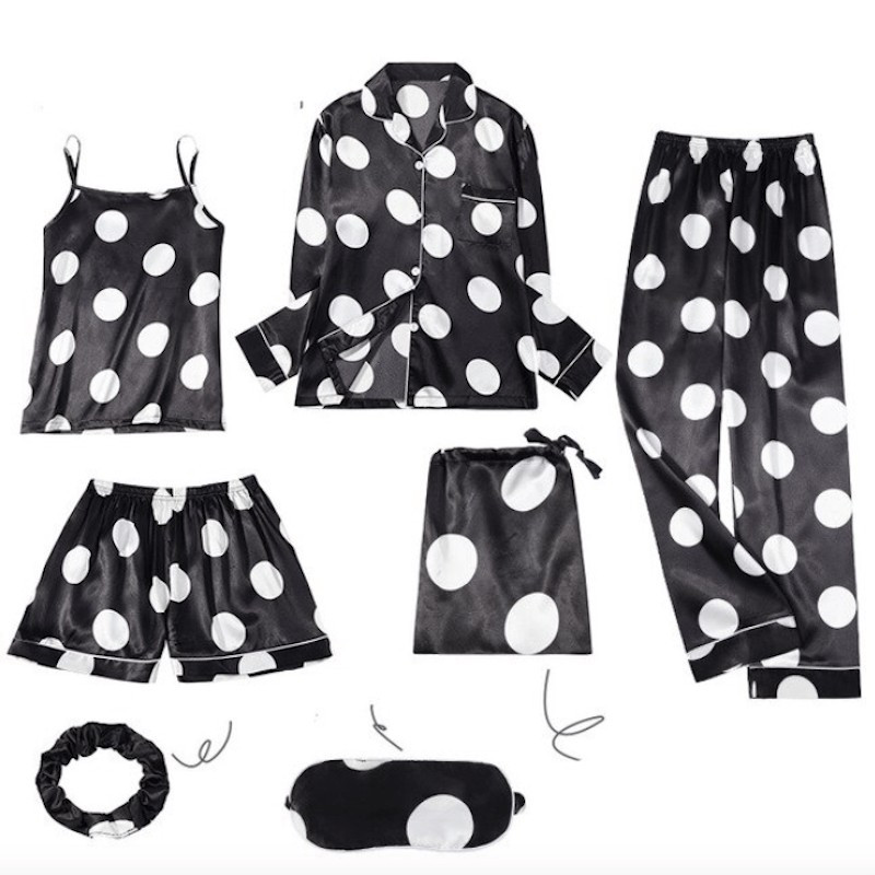 Fashione Shanone | Polka dot pajamas set