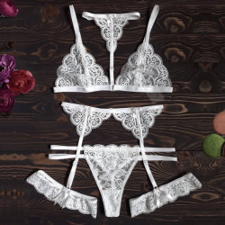 Fashione Shanone | Lingerie set with garters