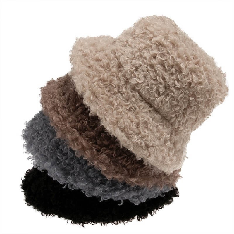 Fashione Shanone | Curly fur bucket hat