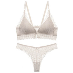 Fashione Shanone | Lace bra and thong lingerie set