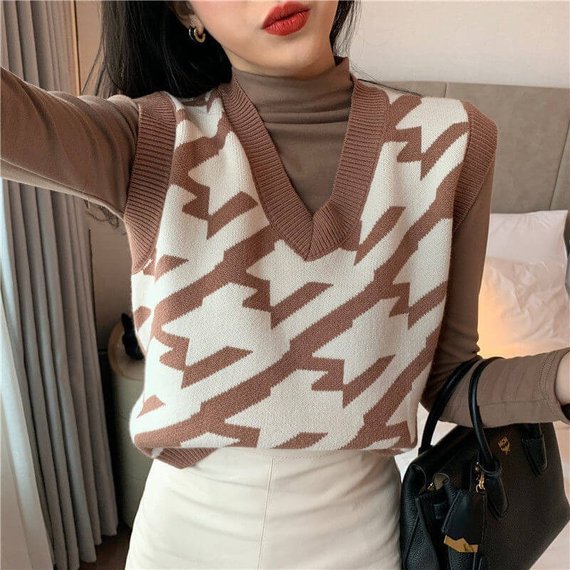 Fashione Shanone | Brown and white sleeveless sweater