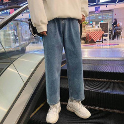 Wide oversized jeans