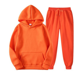 Hoodie and pants tracksuit